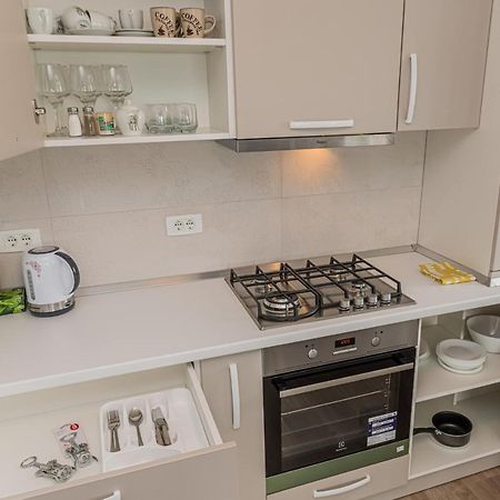 Coresi Modern Apartment Brasov Exterior photo